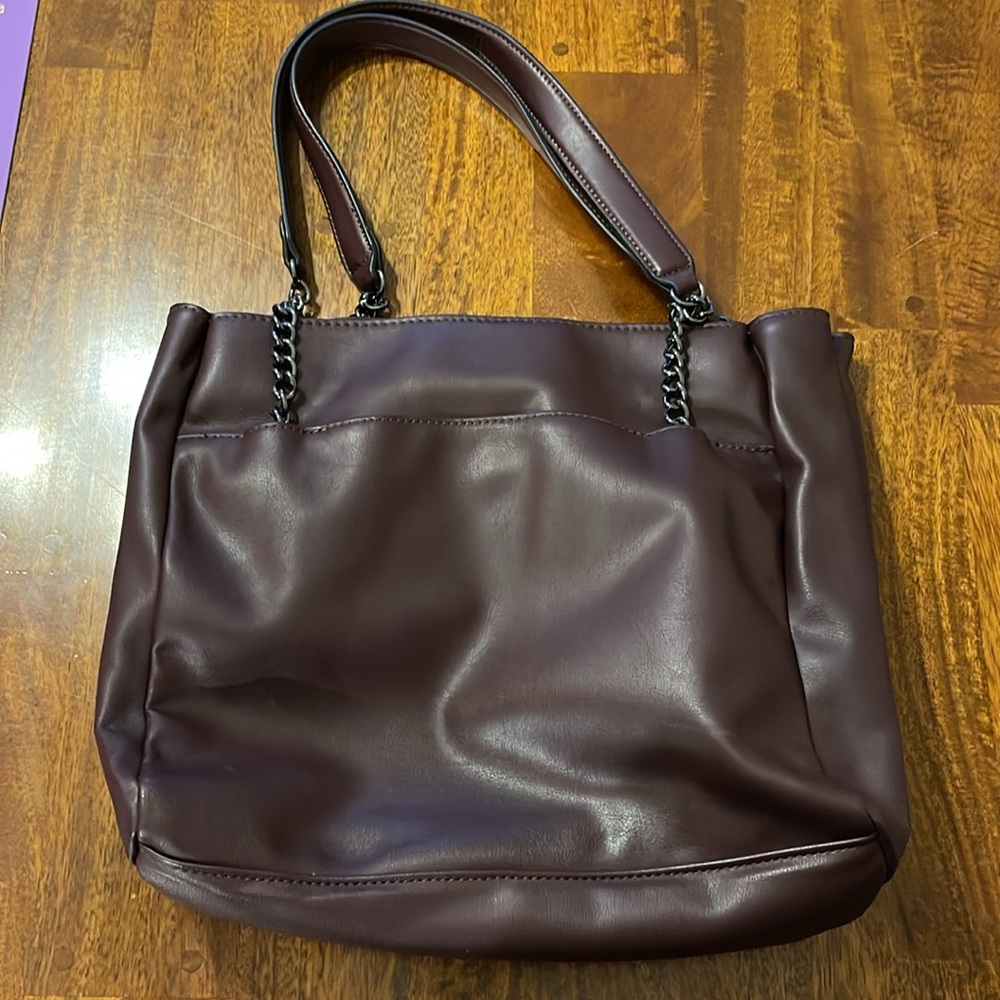 Women's Quilted Tote Bag in Deep Burgundy - Unbranded - Picture 3 of 8